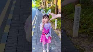 How To Make The Heart Gesture funnyfunnyvideo 斗罗大陆唐三小舞 唐舞桐 shorts 斗罗大陆 [upl. by Annel]