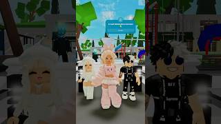 El paso del canguro con whitearrow cuttiebubble dance roblox humor comedia shorts [upl. by Gnoud675]