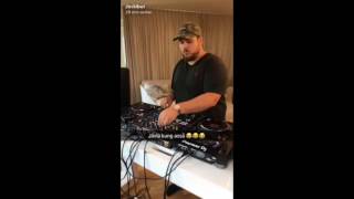 Anis Don Demina visar sina DJ Skills för Jockiboi [upl. by Esineg]