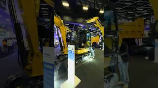 XCMG Lanzamiento Miniexcavadora XE55DA en MampT Expo 2024 [upl. by Lannie]