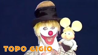 Topo Gigio © Topo Gigio Sandra Mondaini Sbirulino Io e La Befana 1978 [upl. by Omle]