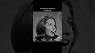 Lesley Gore  It’s My Party 1963 lesleygore itsmyparty musicasinternacionaisantigas anos60 [upl. by Enomar688]