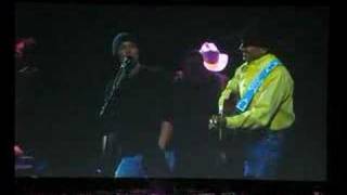 Kenny Chesney George Strait sing Amarillo By Morning LIVE [upl. by Celestine]