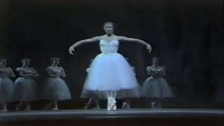 Mikhail Baryshnikov in GISELLE  ACT 2 Pax de Deux with Natalia Makarova 1977 [upl. by Nivanod]