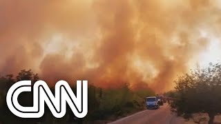 Mundo está à beira da catástrofe climática alerta líder da ONU  LIVE CNN [upl. by Secnarf257]