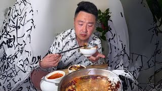 酸汤与糊辣椒的完美结合 造就了贵阳的独特美食 酸汤牛肉土豆脑袋吃遍贵阳 好好吃饭 [upl. by Maxima243]