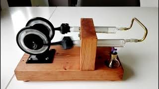 Stirling engine moteur Stirling moteur à air chaud [upl. by Nogaem]