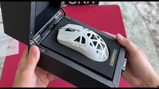 Razer Viper Mini Signature Edition White Unboxing [upl. by Cicely88]