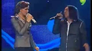 Siti Nurhaliza amp Mus  Sendiri live [upl. by Onairda]