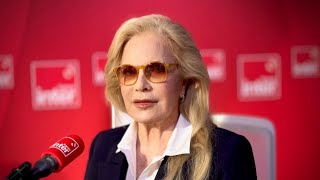 Sylvie Vartan fait ses adieux à la scène  quotCest une forme de respect du publicquot [upl. by Greta]