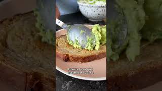 Recette avocado toast amp burrata [upl. by Engapmahc]