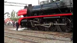 Steam Locomotive R761 Derails [upl. by Fabron]