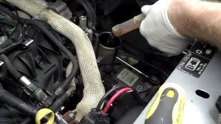 How to change the oil filter on Land Rover Freelander 2  Evoque 22L [upl. by Tinya737]