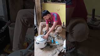 Pressure cooker fast repairing few seconds fast working technology youtube shortviralshort [upl. by Alleyn423]