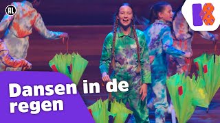 DANSEN IN DE REGEN bij DOE MEE en JULLIE doen mee  Kinderen voor Kinderen [upl. by Ayik]