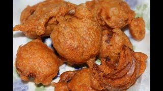 onion bajji in kannada eeruli bajji recipe in kannadairuli bajji [upl. by Peednama]