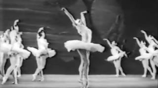 Het Nationale Ballet danst Het Zwanenmeer in 1965 [upl. by Sabanrab]