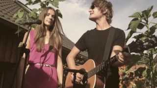 Madsen feat Lisa Who  So cool bist du nicht  unplugged im Garten [upl. by Attela698]