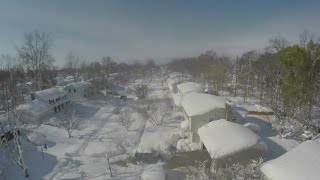 Imagens aéreas mostram caos provocado por nevasca em Buffalo [upl. by Reynold44]