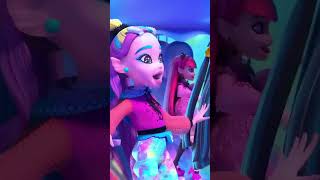 Lagoona Na Video Musical ft Lagoona Blue 🪩  Monster High™ Latino shorts [upl. by Yntrok]