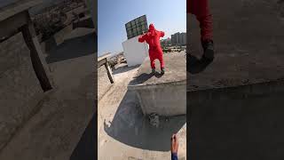 Moneyheist rooftop freerun pov😂parkour rooftop moneyheist freerunning shortslife parkourlife [upl. by Cassandre]