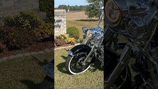 White Walls are the way to go🙏🏾🤎 music roadkingnation harleydavidsonmotorcycles youtubeshorts [upl. by Marsh]