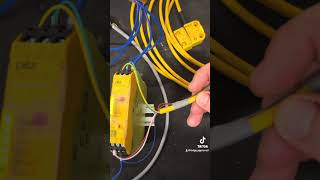 Understanding pilz safety relay how the work and how to wire a coded mag safety switch [upl. by Oileduab]