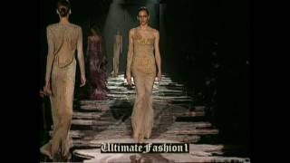 Gucci Fall Winter 2004 full show by Tom Ford [upl. by Sillert428]