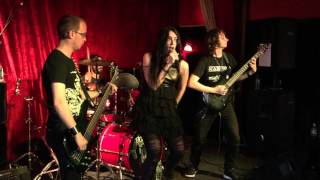 Kalidia  Dollhouse Labyrinth of thoughts  Live Giffard Arms Wolverhampton 8516 [upl. by Oahc]