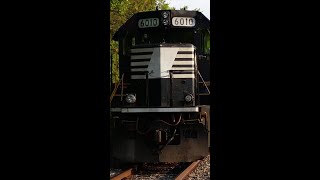 Kanawha River Railroad train idling at Eclipse The Plains Ohio [upl. by Manup52]