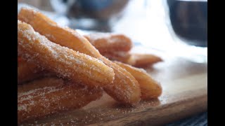 CHURROS Recette traditionnelle Facile et rapide [upl. by Verina259]