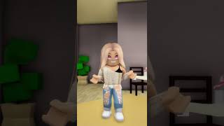 MIJN KOPIE WIL MIJN PLEK IN ROBLOX 😱🤣 roblox [upl. by Eimam]