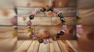 BRACELET RHODONITE AVEC CROIX [upl. by Aleahpar]