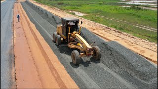 Full Proccessing Motor Grader Operating Technique Cutting And Spreading Build Foundation Road [upl. by Amando]