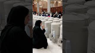 Zam zam ko peena shifa hai zamzam masjidnabawi madina [upl. by Malissa]