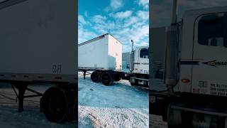 Coupling amp uncoupling 18wheeler albertatrucktrailertractortruckdrivingclass1couplingsuccess [upl. by Enomahs]