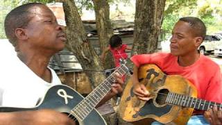 Botswana Music Guitar quotRe kopa thusoquot [upl. by Pauiie]