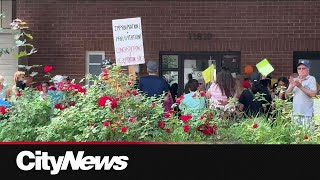 Plans for Ahuntsic shelter come to a halt as Montrealers march [upl. by Gayel637]