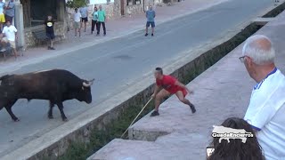 Encierro calles de Moratilla de los Meleros 26082022 [upl. by Sivrup]