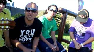 Shamanes Crew cantando Linda al aire libre UNPLUGGED [upl. by Henarat]