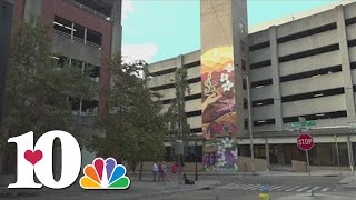 New downtown Knoxville mural honors PGA Tours Valspar champion [upl. by Eelinnej]