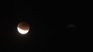 TIMELAPSE la Super Lune visible à Pyongyang [upl. by Press]