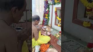 श्री गुरुदेव दत्त यांचे पाद्य पूजन  dattaguru dattatreya trimurti [upl. by Seely930]