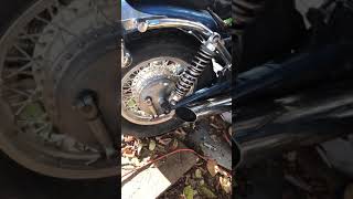 1991 Suzuki intruder 750 backFiring [upl. by Nomyaw339]