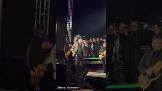 Julión Álvarez sorprendió con la canción de quotSuavecitoquot de Laura León en Coatzacoalcos Veracruz [upl. by Hild]