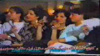 Farhad Darya Old SongMehrabani Sakht Mekhanat Ba Chashmanat Sanam [upl. by Apeed616]