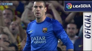 Ocasión de Cristiano Ronaldo que despeja Valdés [upl. by Asilegna]