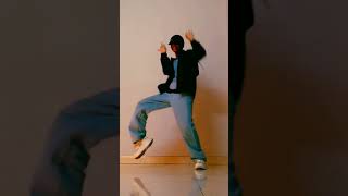 Snehithane x in my bed song youtubeshorts dancer youtube dancecover ytshorts dancemoves [upl. by Ljoka]