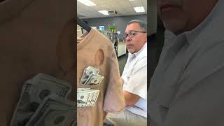 Man Gives 600 to Stranger for Simple Act of Kindness unbelievable kindness shorts [upl. by Bruell]