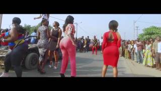 REVOLUTION Mikina Clip Officiel [upl. by Senaj387]